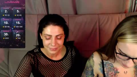 Carrie online show from December 2, 11:51 pm