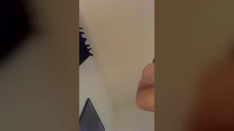 carsonesk90 online show from April 1, 5:52 am