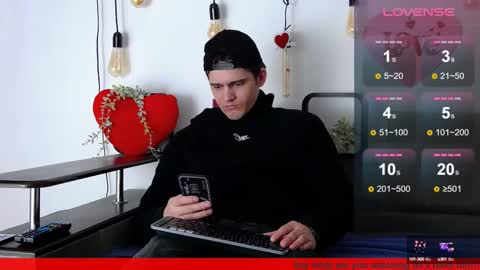 Carter online show from February 13, 7:35 am