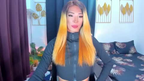 Snapshot of casandrawilson chatting on October 22, 4:29 pm casandrawilson online show from October 22, 4:29 pm