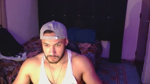      online show from November 1, 4:25 am