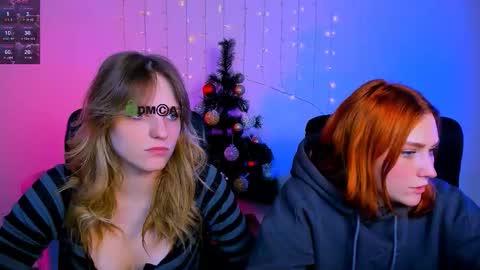 casey_meow_ online show from December 21, 9:49 am
