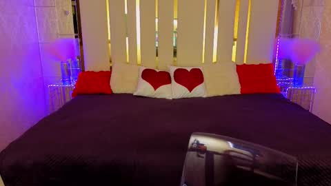 casey_min online show from March 18, 7:33 am