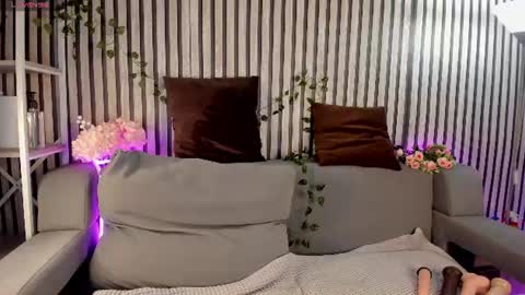 Casey sweeet online show from June 18, 9:25 am