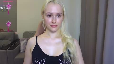 My name is Casey... Nice to meet you  I will be happy to have funthumbs up please its important online show from October 11, 10:25 am