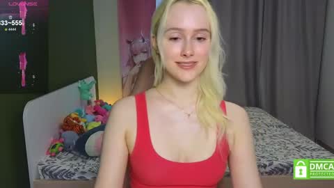 My name is Casey... Nice to meet you  I will be happy to have funthumbs up please its important online show from May 3, 5:35 am