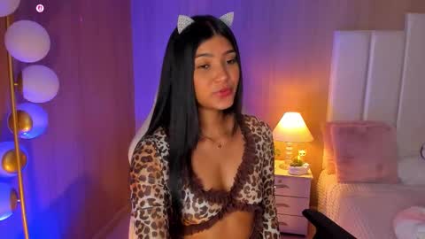 Casey Pierce  New Account online show from November 19, 8:31 pm