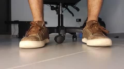 cash_master777 online show from December 15, 11:53 pm