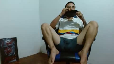 Snapshot of cash_master_nino chatting on March 11, 4:57 pm master Nino online show from March 11, 4:57 pm