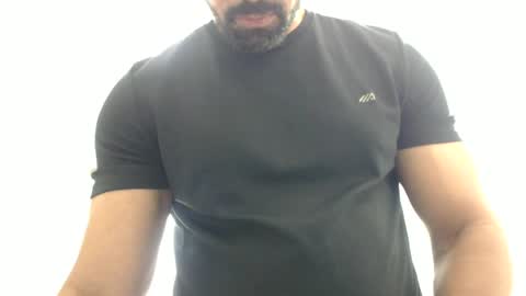 cashmastermuscle77 online show from June 28, 2:12 pm