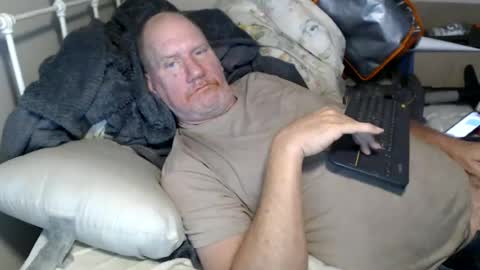 Snapshot of casinocam chatting on June 22, 3:31 pm CasinoCam online show from June 22, 3:31 pm