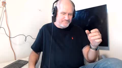 Snapshot of casinocam chatting on July 28, 6:20 pm CasinoCam online show from July 28, 6:20 pm