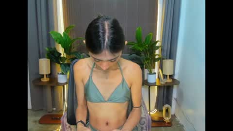 Snapshot of cassandrafoxxx chatting on June 20, 5:27 pm cassandrafoxxx online show from June 20, 5:27 pm