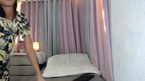 hugecassey online show from December 2, 11:56 am