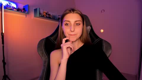 Seductress Cassia  FINDOM AND SADISM  NO NUDE online show from January 11, 7:27 pm