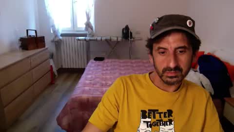Snapshot of cassiani chatting on June 1, 1:57 pm cassiani online show from June 1, 1:57 pm