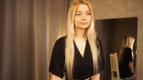 Snapshot of cassie130505 chatting on January 11, 2:58 pm Cassie online show from January 11, 2:58 pm