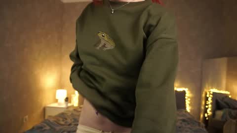 Snapshot of cassie130505 chatting on February 15, 11:28 am Cassie online show from February 15, 11:28 am