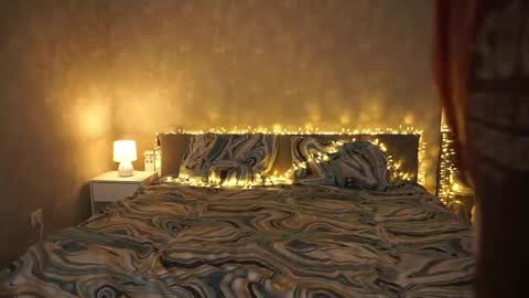 Snapshot of cassie130505 chatting on February 21, 7:12 am Cassie online show from February 21, 7:12 am