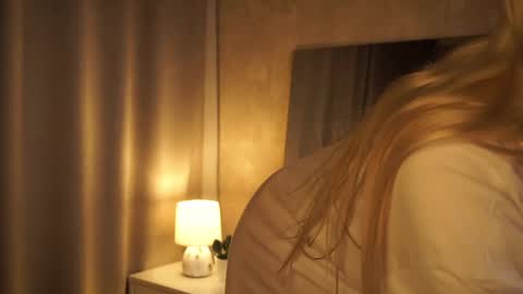 Snapshot of cassie130505 chatting on February 25, 9:02 pm Cassie online show from February 25, 9:02 pm