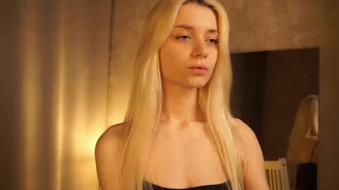 Snapshot of cassie130505 chatting on March 9, 6:11 pm Cassie online show from March 9, 6:11 pm