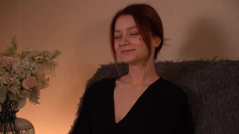 Snapshot of cassie130505 chatting on October 3, 3:09 pm Cassie online show from October 3, 3:09 pm