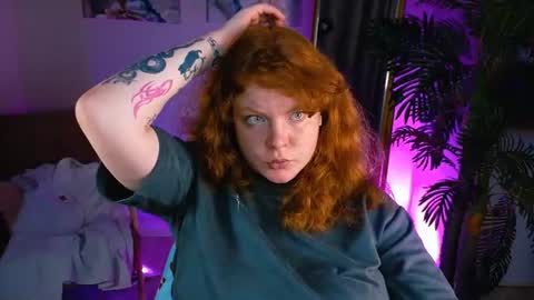 Cassie online show from June 24, 8:08 pm