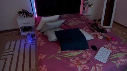 Cassie online show from January 19, 6:53 am