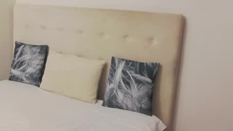 Snapshot of cassiehilton chatting on October 24, 7:10 pm CassieHilton online show from October 24, 7:10 pm