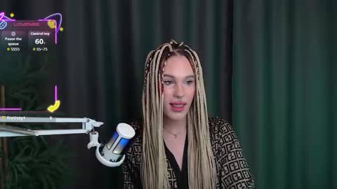 Cassie online show from December 16, 4:39 am