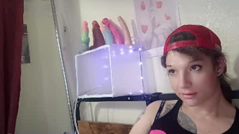 Cassiemichelle online show from April 19, 2:05 pm
