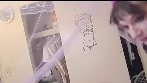 Cassiemichelle online show from May 11, 4:04 pm