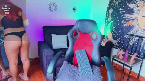 Snapshot of cat__moon__ chatting on June 25, 3:27 pm Karol online show from June 25, 3:27 pm