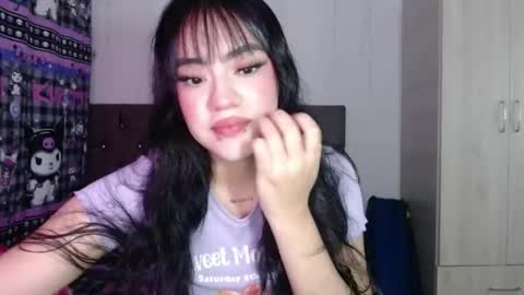 Mila online show from November 24, 6:13 am