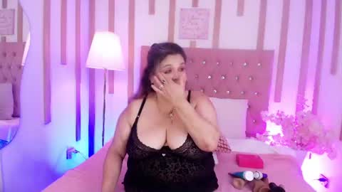 Marce online show from July 9, 8:57 pm