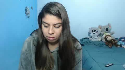 Snapshot of cata_09 chatting on October 30, 2:35 am cata online show from October 30, 2:35 am