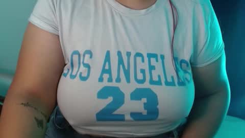 Snapshot of cata__gutierrez_ chatting on October 1, 3:45 am Cata online show from October 1, 3:45 am