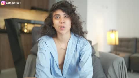 Snapshot of cata_batnati chatting on June 9, 2:28 pm Catalina online show from June 9, 2:28 pm