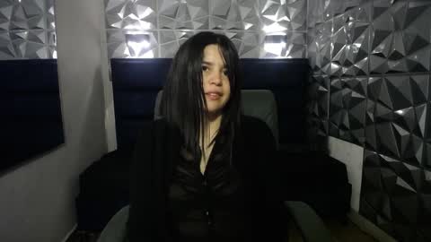 cata black online show from April 7, 1:22 pm
