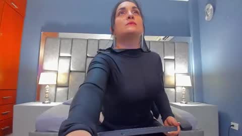 Cata Joness  My schedule 2200 - 0500 GMT -5 online show from October 22, 5:08 am