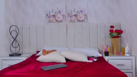 Dani   online show from July 30, 8:52 pm