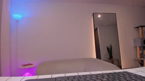 Snapshot of cata_n_cami chatting on November 2, 3:09 am cata_n_cami online show from November 2, 3:09 am