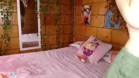 Snapshot of cata_snow chatting on June 16, 10:01 pm Cata Snow online show from June 16, 10:01 pm