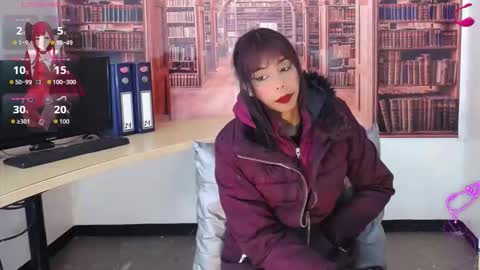 Queen Catalella online show from December 5, 3:37 am