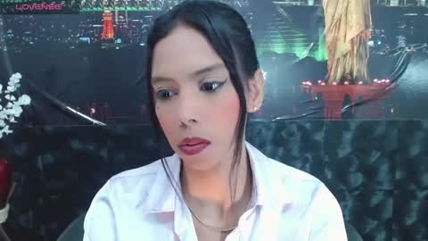 Queen Catalella online show from April 26, 3:26 am