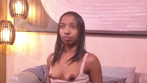 Snapshot of cataleya1_sm chatting on December 4, 11:41 am cataleya1_sm online show from December 4, 11:41 am