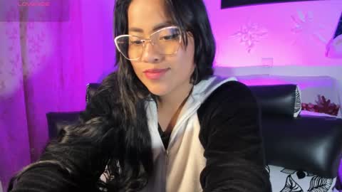 Flor....... online show from December 6, 3:52 am