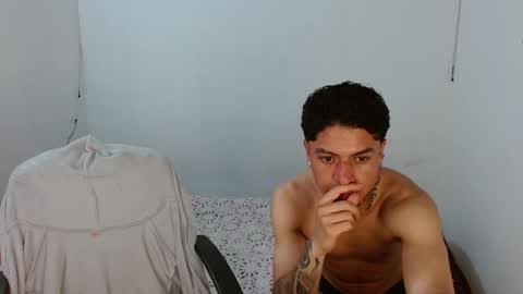 Snapshot of cataleya_cat3 chatting on November 17, 1:00 am Fabi online show from November 17, 1:00 am