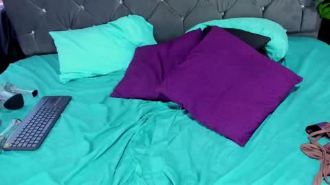 Snapshot of cataleya_divine chatting on January 16, 2:08 pm Cata Prins online show from January 16, 2:08 pm