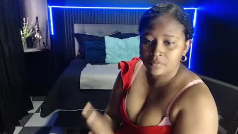 Snapshot of cataleya_laurent chatting on July 31, 2:27 pm cataleya_laurent online show from July 31, 2:27 pm